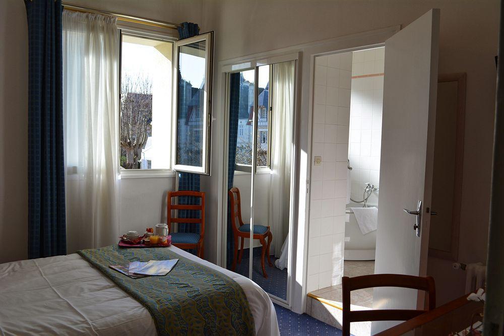 Marie Anne Hotel Deauville Exterior photo